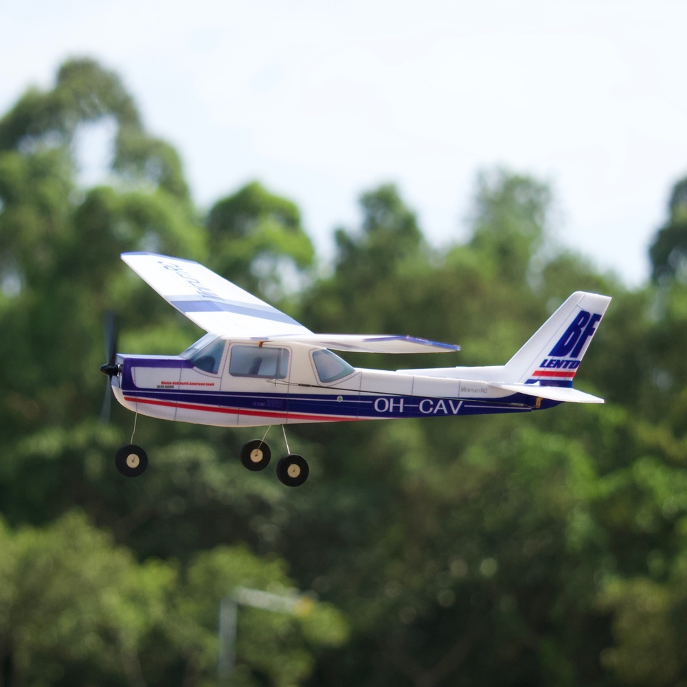 MinimumRC Plane Kit Blue Cessn - Kids' Toys Channel recensione e prezzo