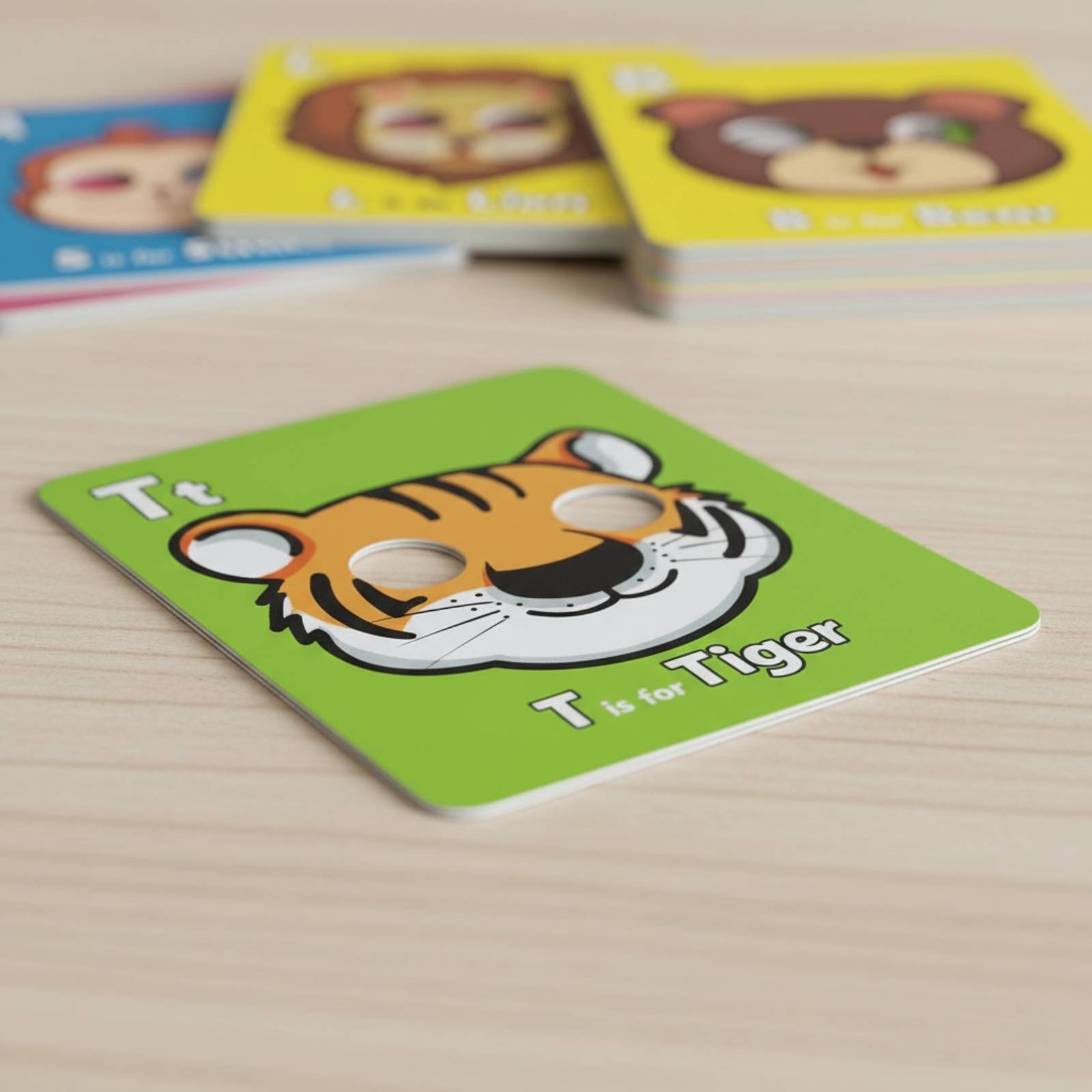 Creature Mask Flash Cards Pres - Educational Flash Card recensione e prezzo